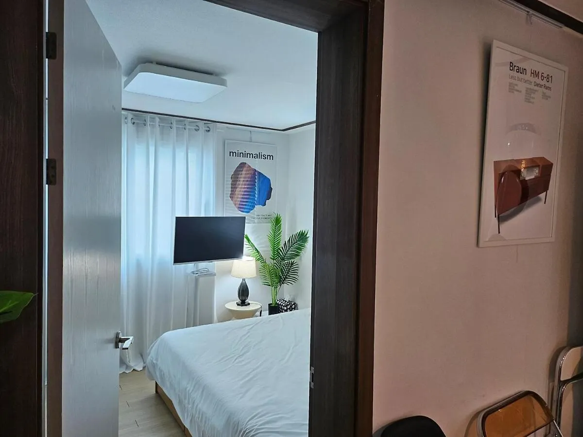 Apartment Chungmuro Station Near Myeongdong Seoul